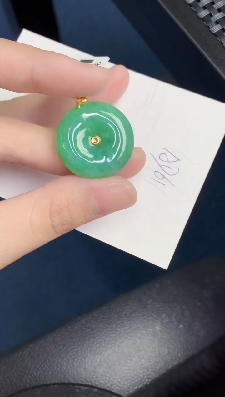 【闪购商品】翡翠颈饰18K金镶嵌000000000