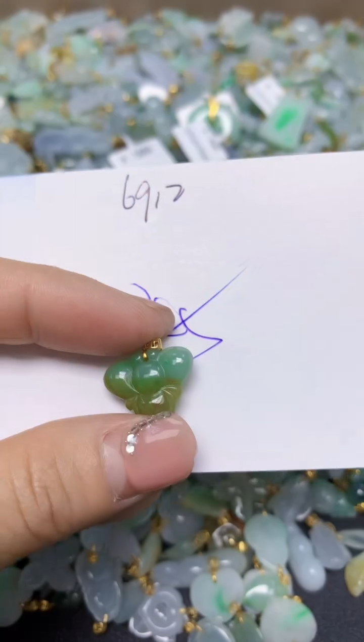 【闪购商品】翡翠挂件18K金镶嵌 天然翡翠A货