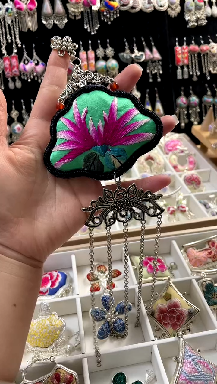 【闪购商品】织绣非遗刺绣饰品