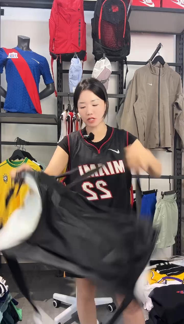 439·编码 耐克卫衣服饰过款为准 尺码·