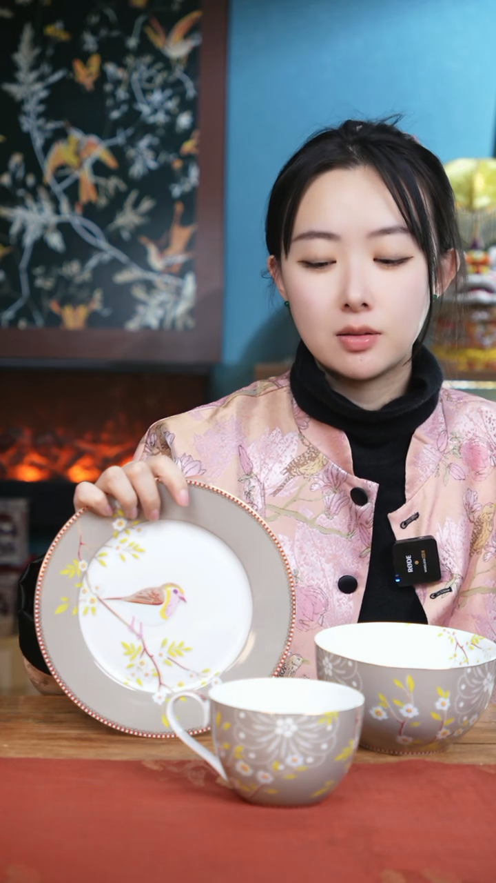 【闪购商品】瓷片豆包儿推荐饰品摆件