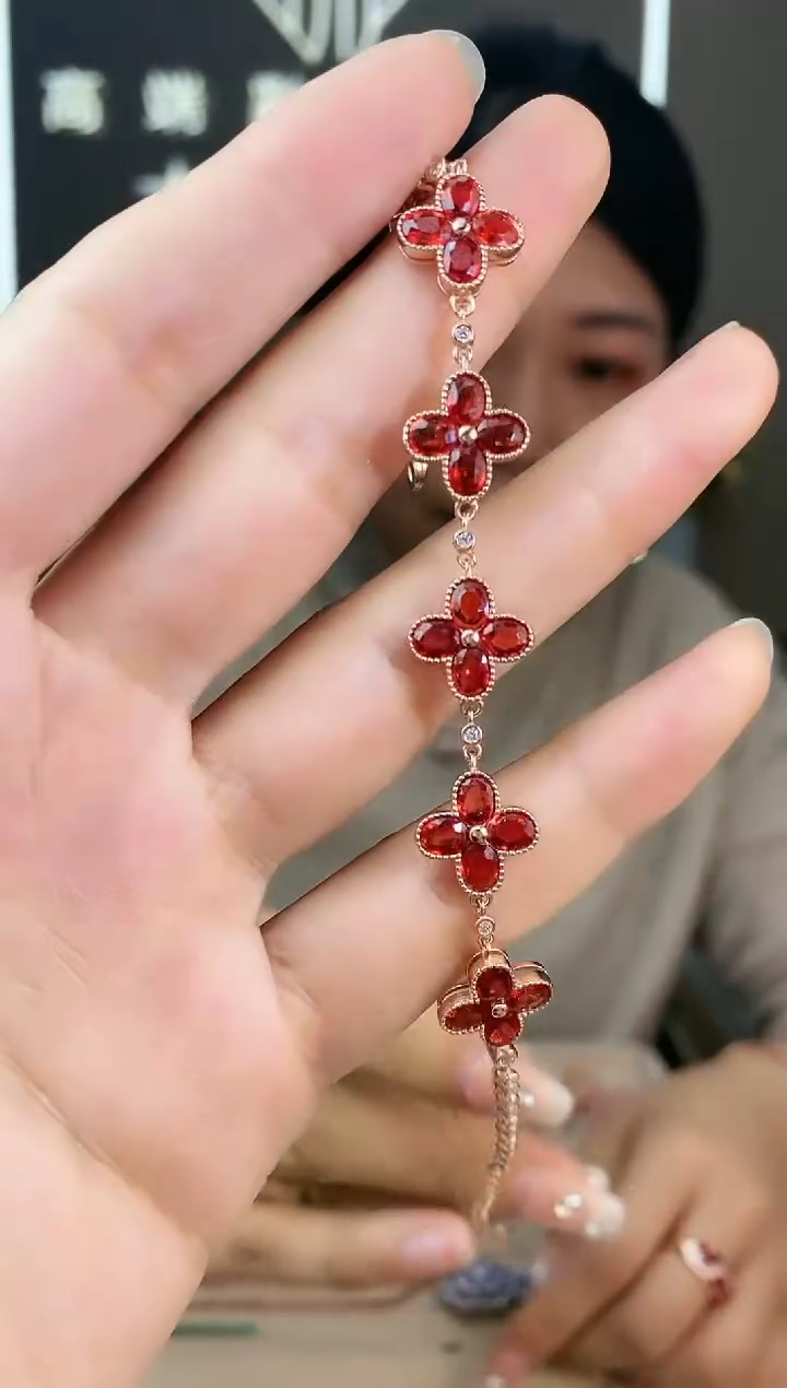 【闪购商品】蓝宝石手链银S925镶嵌手链