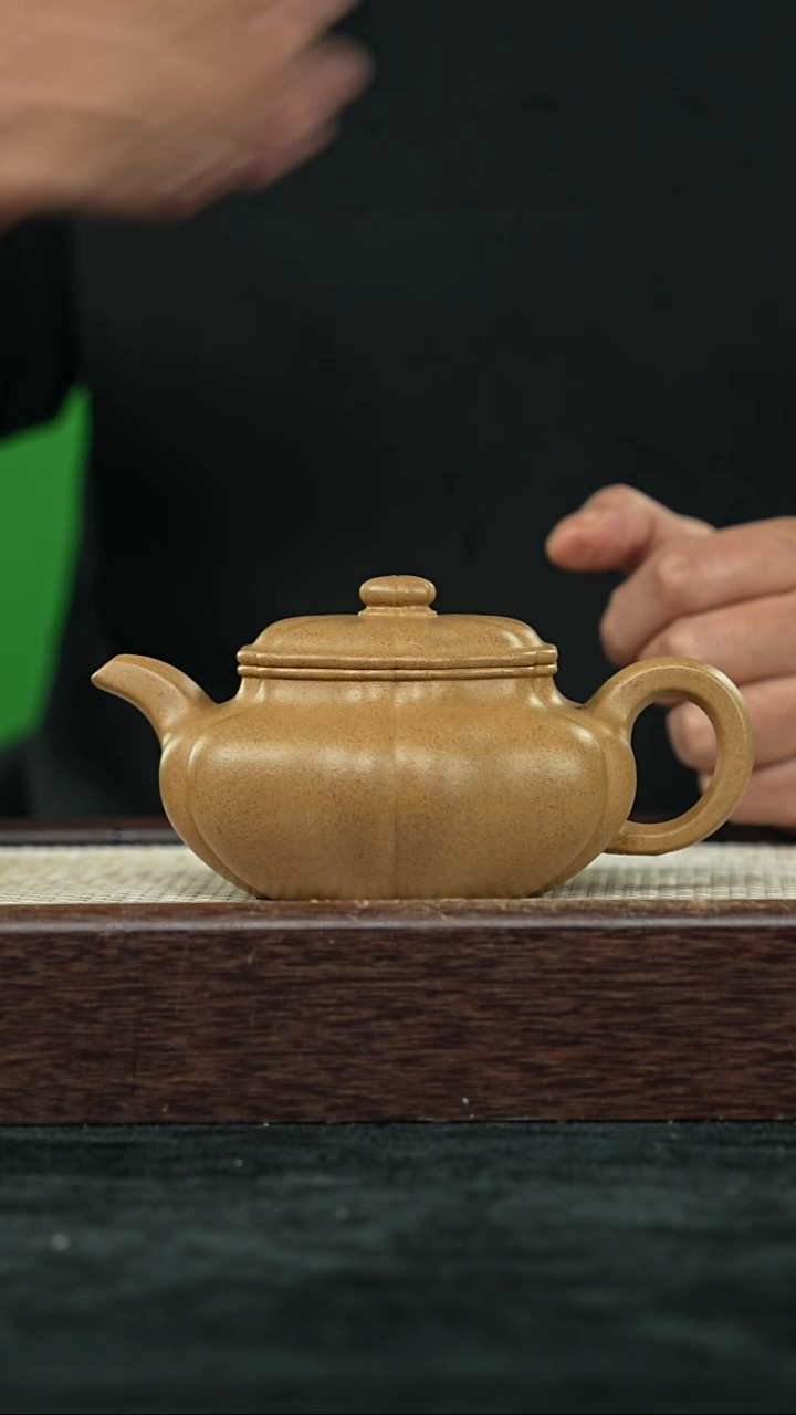 【闪购商品】紫砂茶壶@@AG7306大李静葵仿古