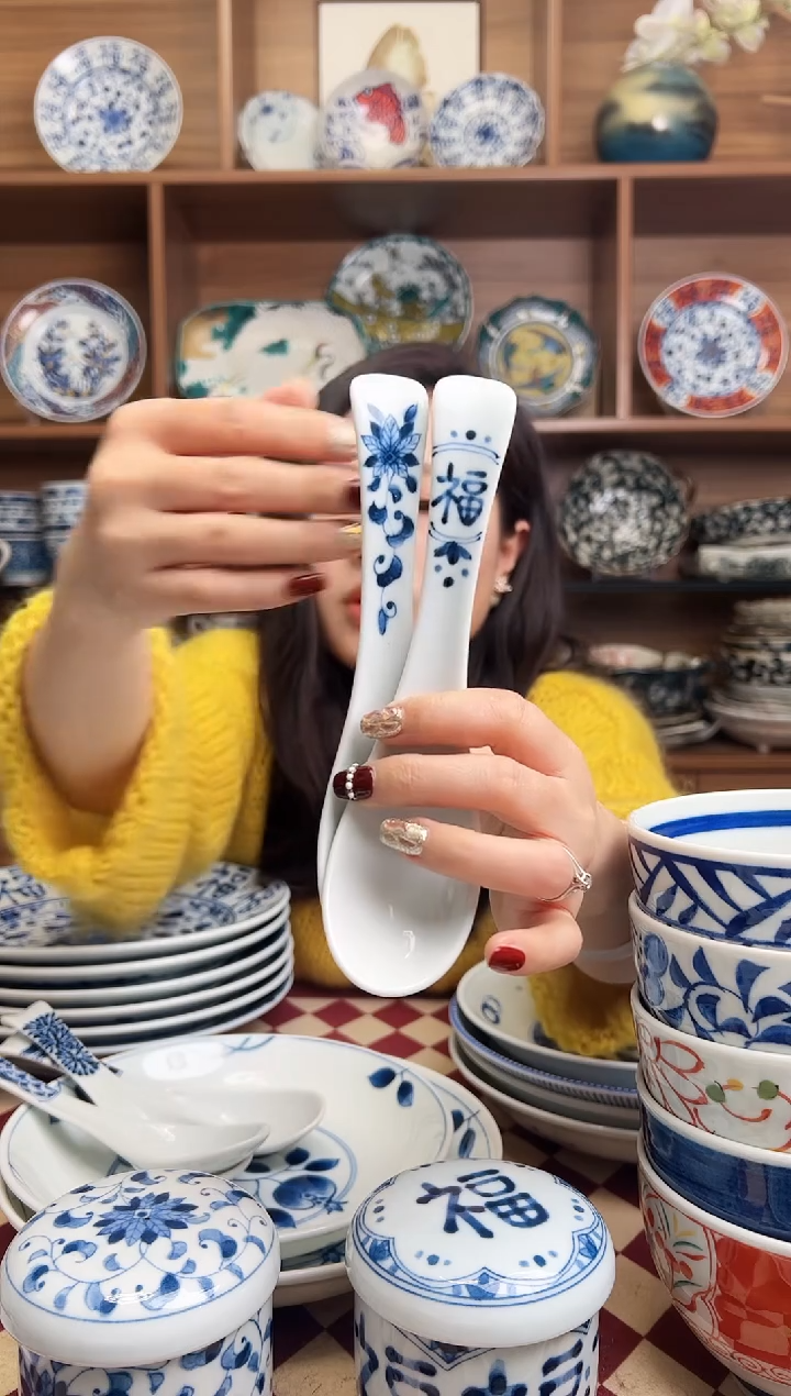 【闪购商品】瓷片福字+菊唐草  长勺子    