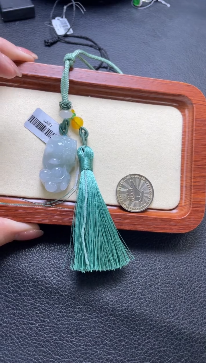 【闪购商品】翡翠颈饰未镶嵌吊坠