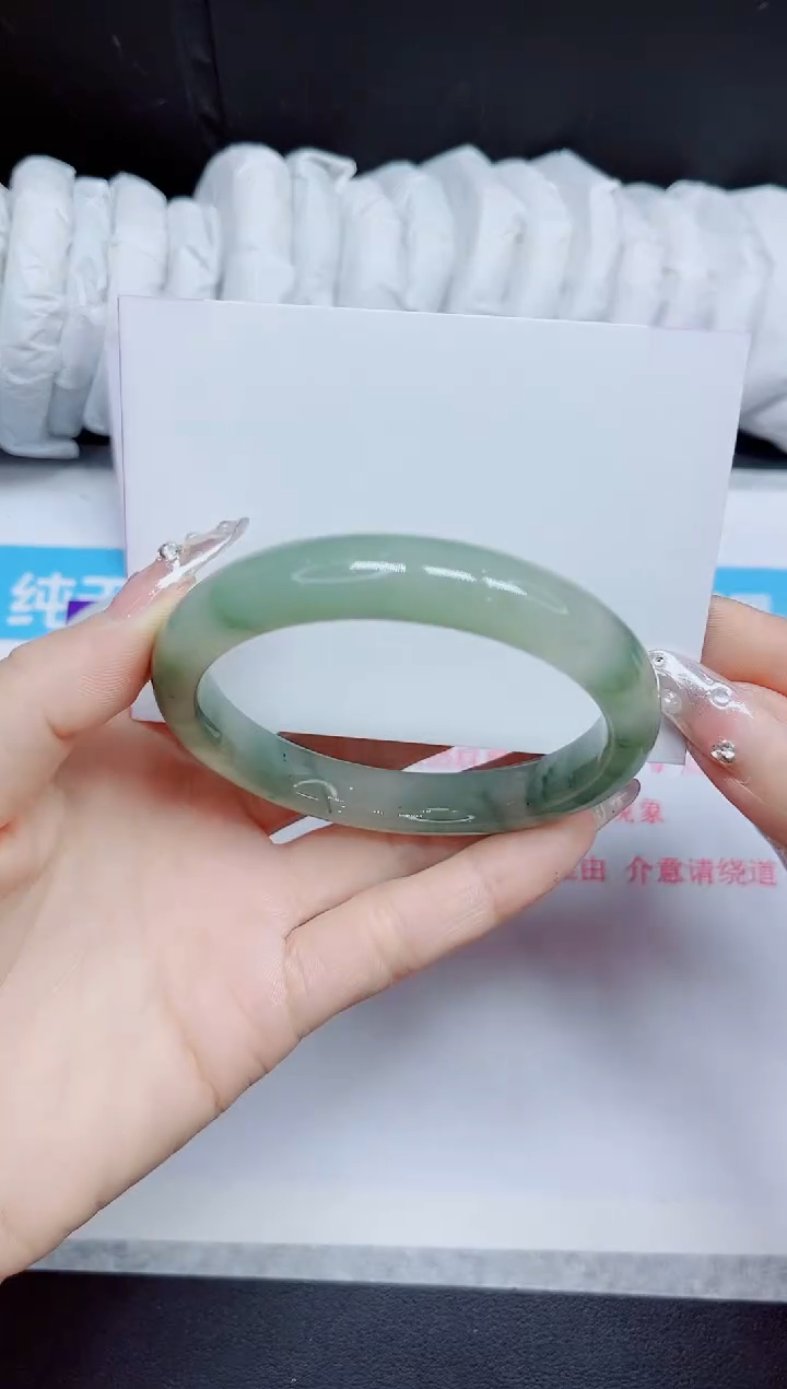 石英质玉手镯未镶嵌402