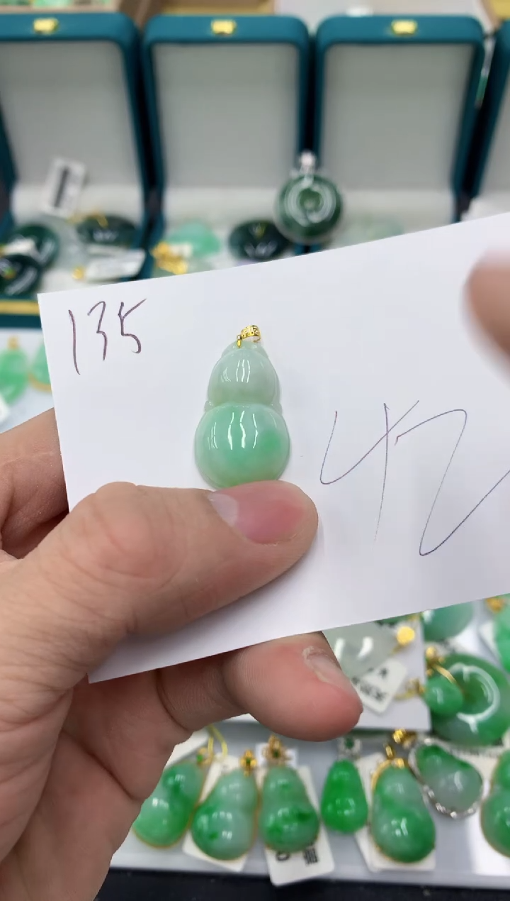 【闪购商品】翡翠颈饰18K金镶嵌11111111111