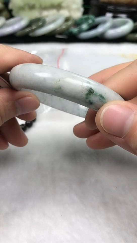 【闪购商品】翡翠手镯未镶嵌【59MM】