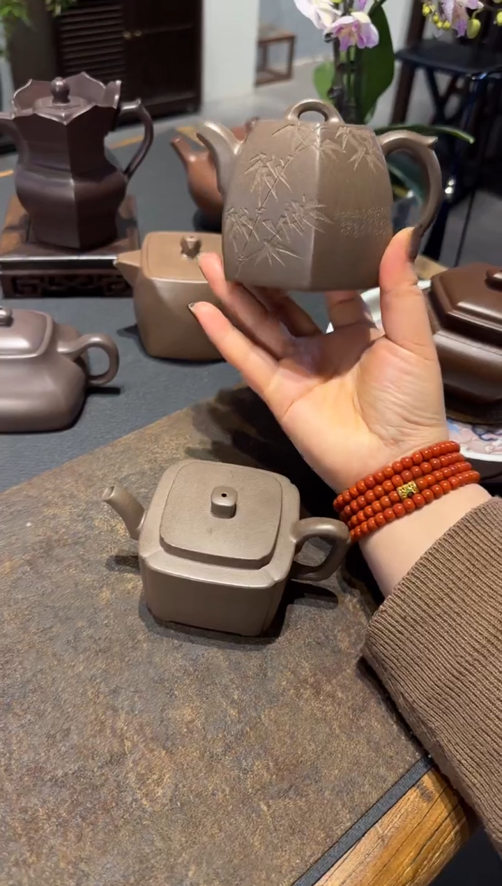 【闪购商品】紫砂茶壶六方铜坨 青灰老段