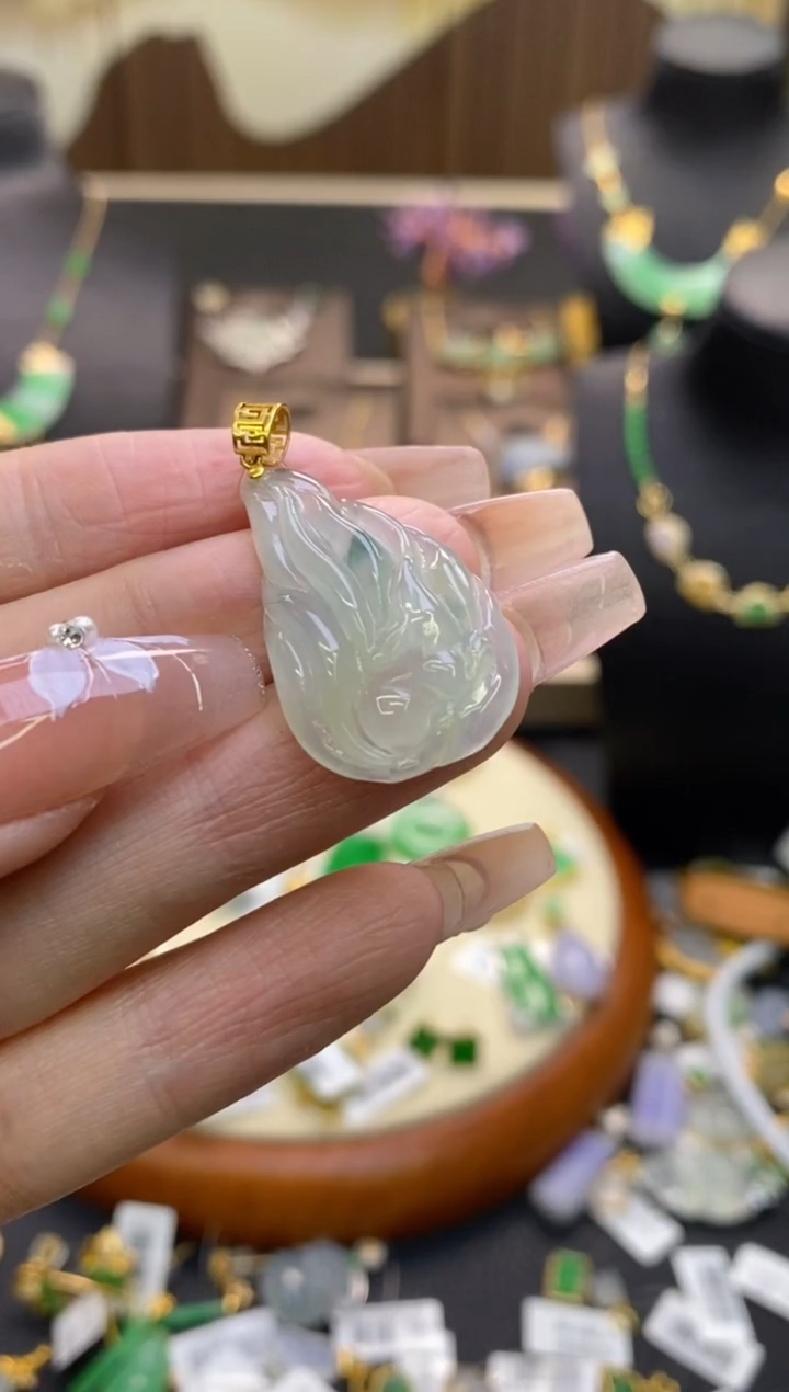 【闪购商品】翡翠颈饰18K金镶嵌净货12473