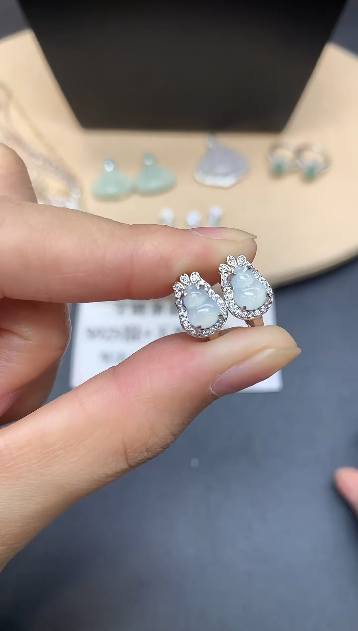 【闪购商品】翡翠耳饰银S925镶嵌葫芦【多样性发其一】