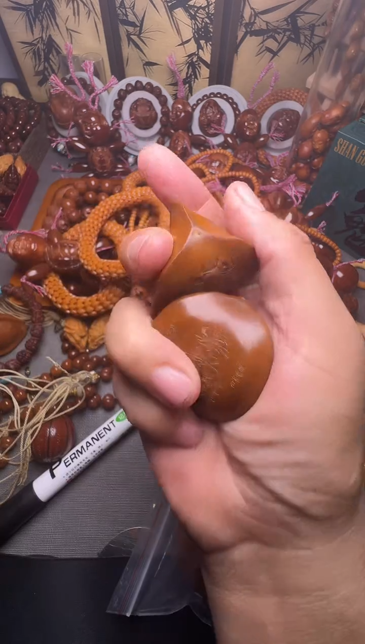 手串橄榄核努****鱼黑白无常加钟馗