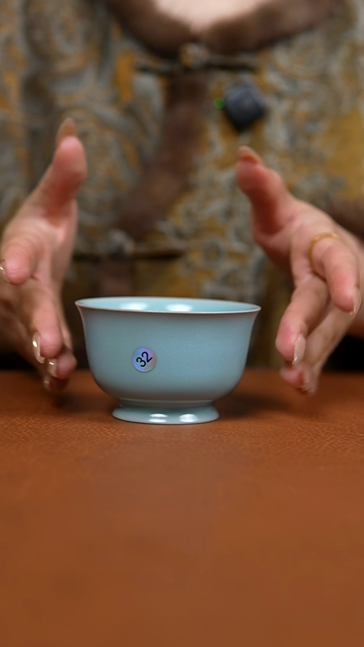 瓷片仿古天青卷足碗杯瑕32