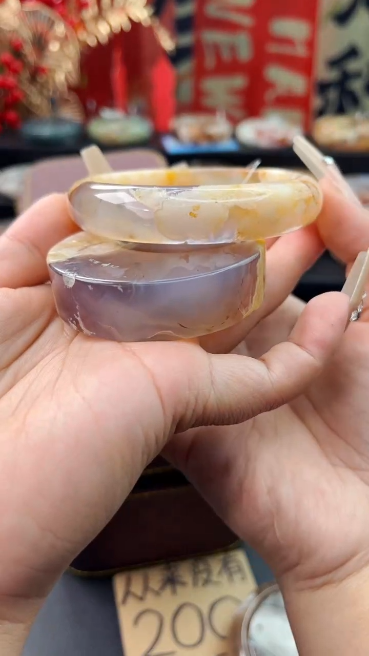 【闪购商品】石英质玉手镯未镶嵌赠送镯心（60圈口）