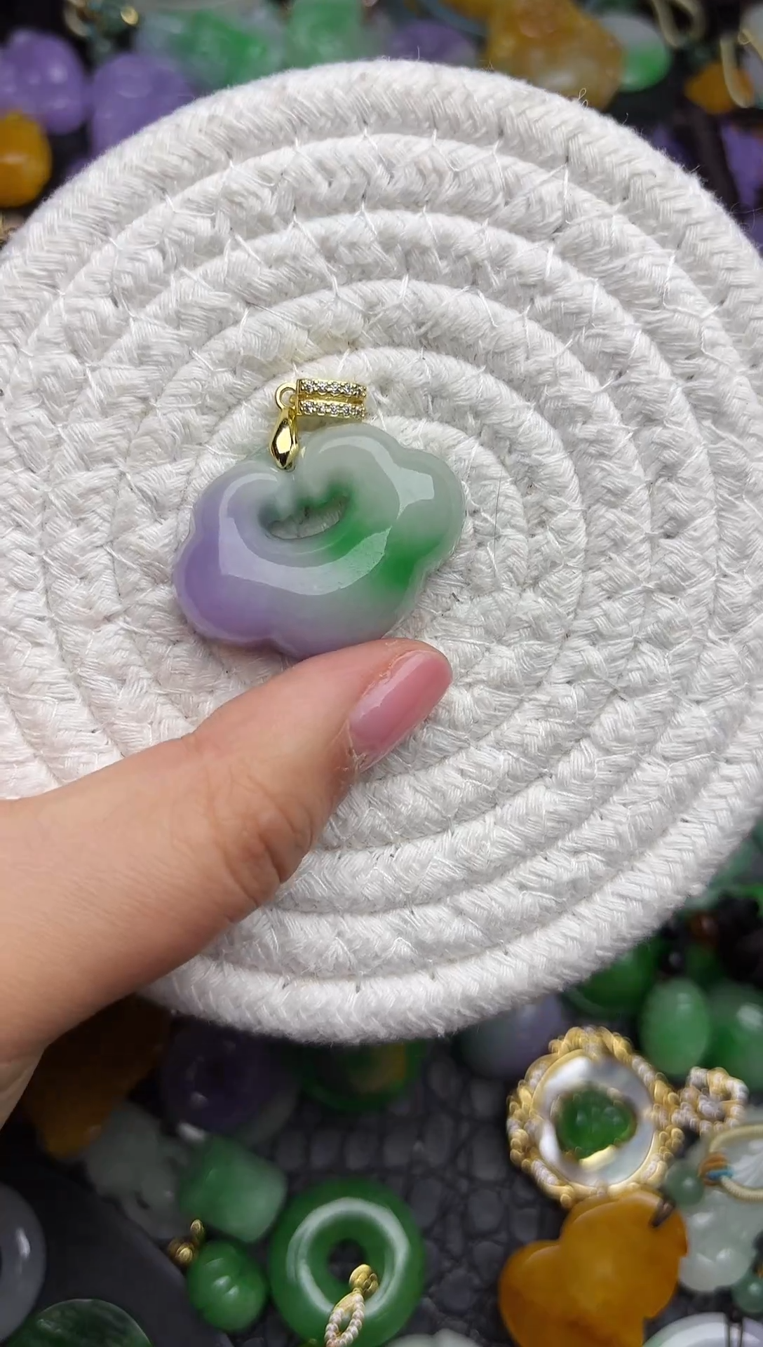颈饰未镶嵌翡翠缅甸翡翠吊坠