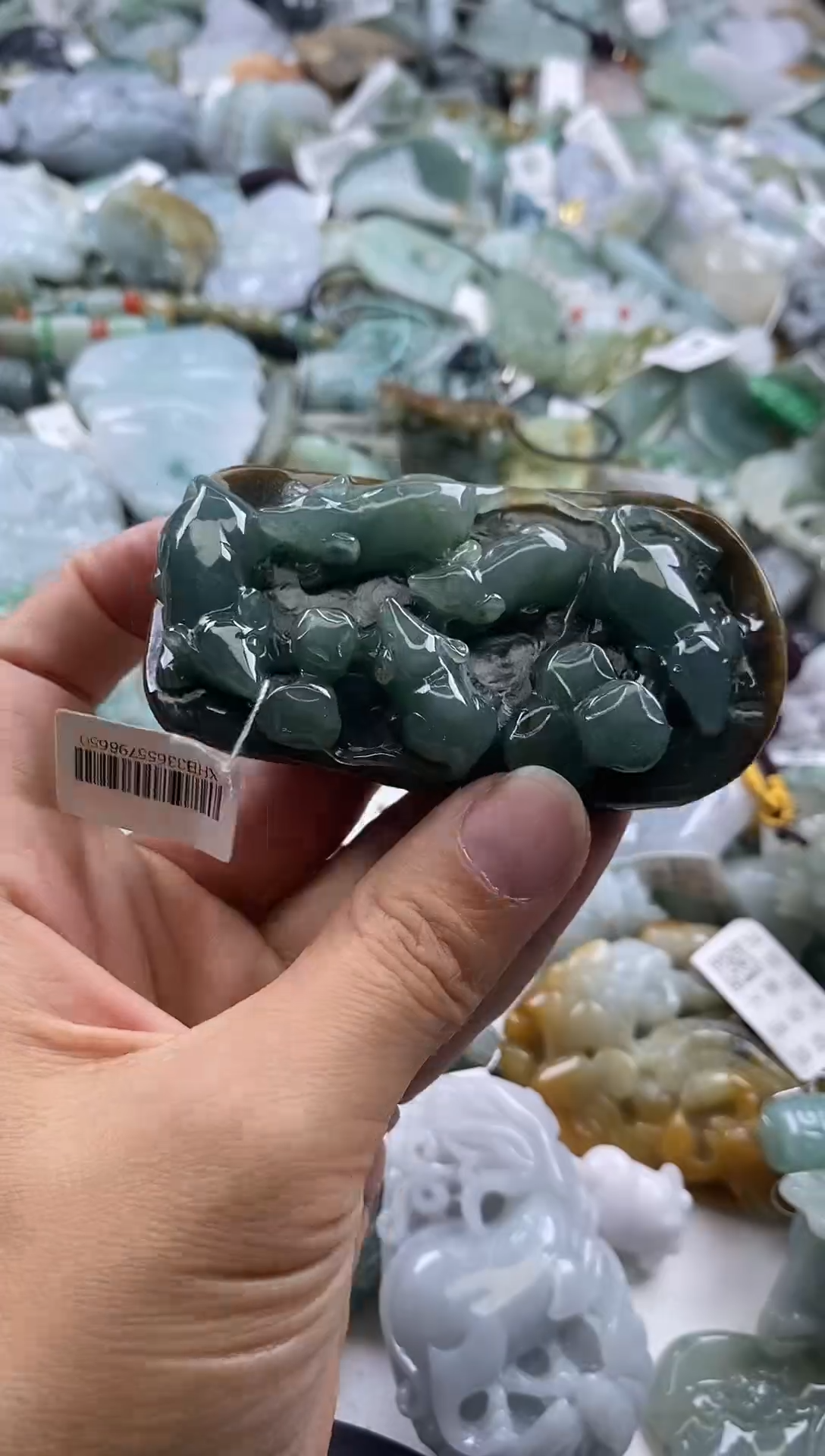 翡翠未镶嵌吊坠(不含链)缅甸A货翡翠000509