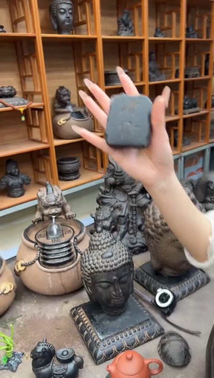 陶土【火山泥】读书汉砖