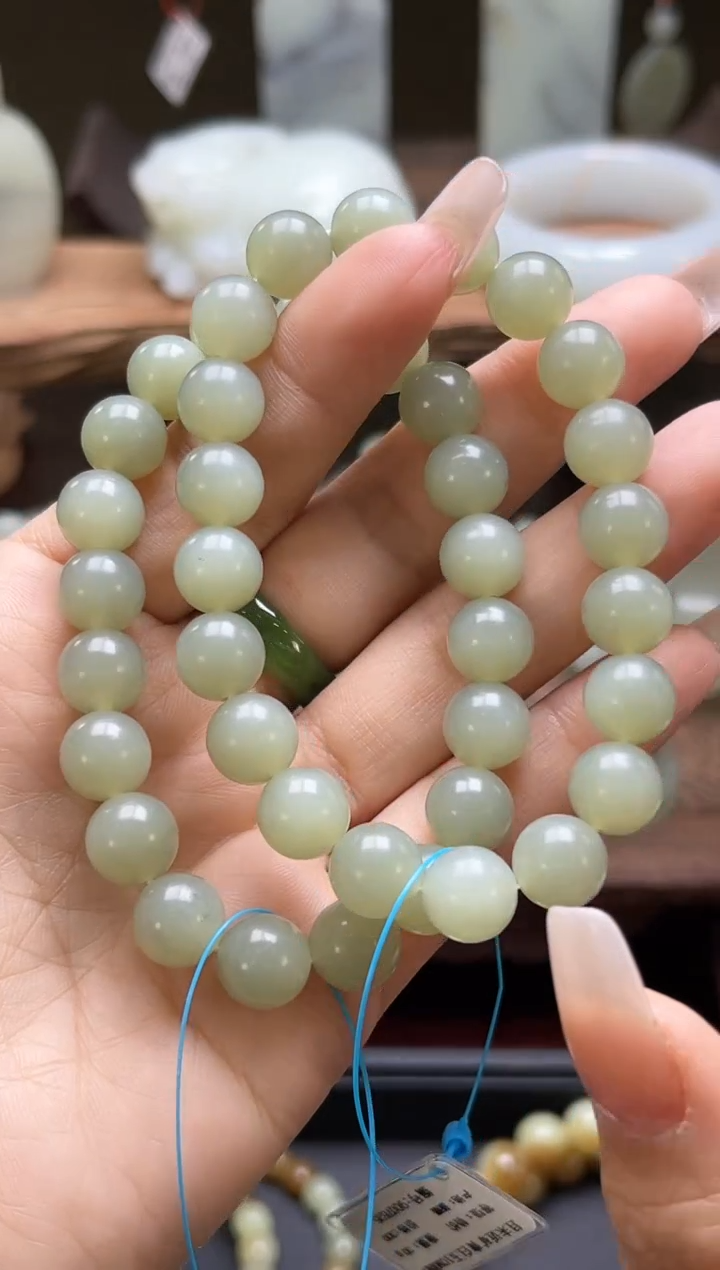 【闪购商品】和田玉手串未镶嵌且末青白卡10圆珠 多样性发一