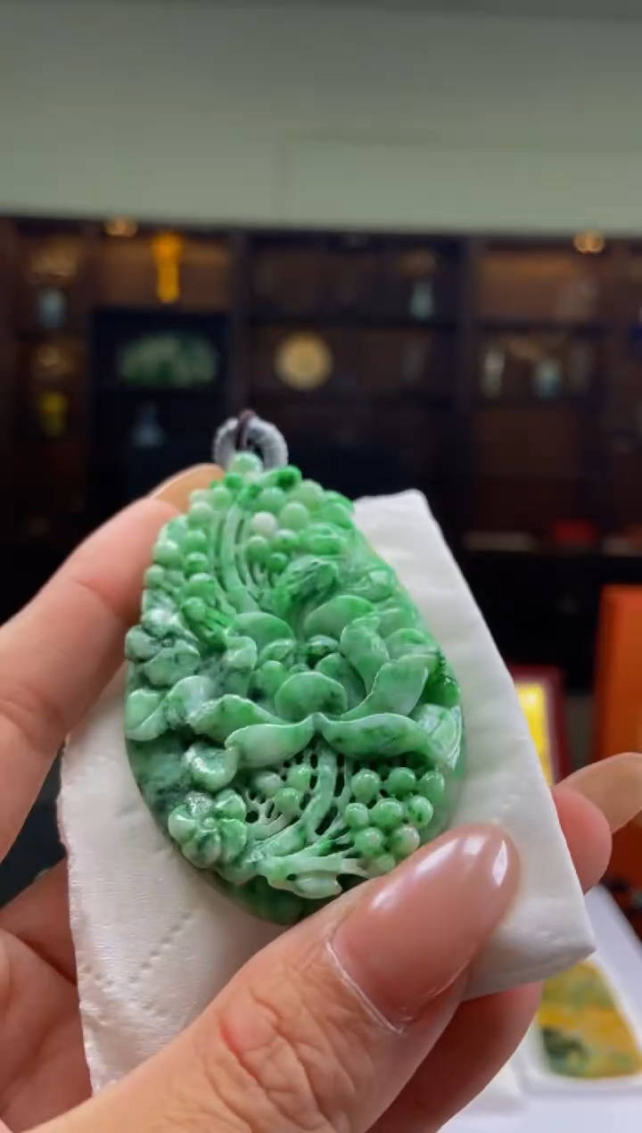 【闪购商品】定制翡翠未镶嵌XLJ毛货翡翠WD00042