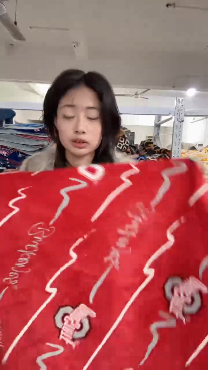 法兰绒004                   1.2*1.8