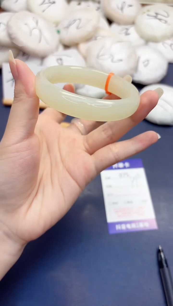 石英质玉手镯未镶嵌75-晴水-圈口60