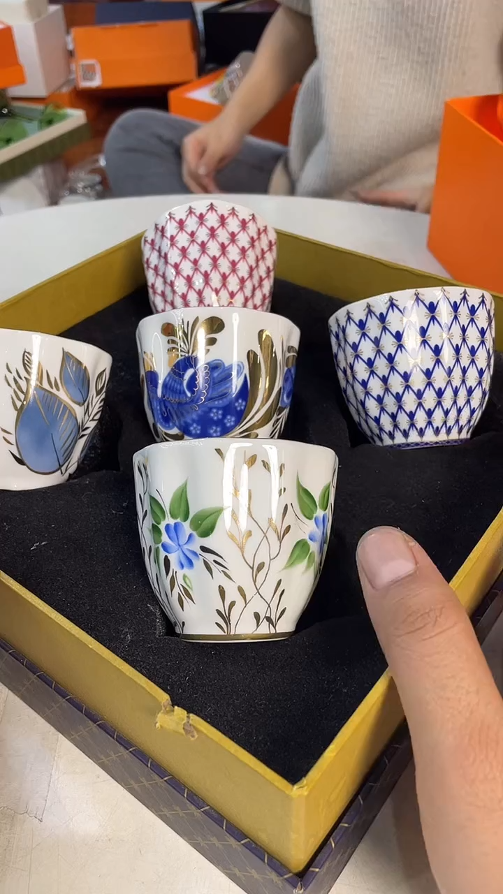 杯鸿辉家品牌瓷器，京东包邮！