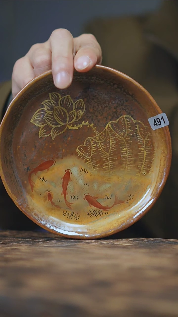 【闪购商品】491景德镇手绘小鱼金莲壶承