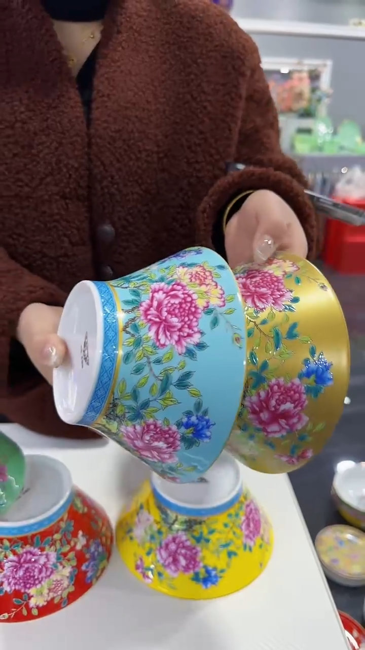 【闪购商品】瓷片 7英寸小蛮腰面碗2个混色