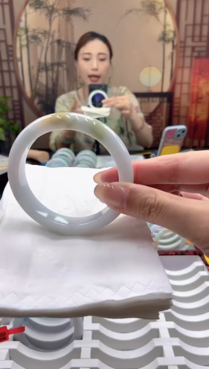 翡翠手镯未镶嵌000020562