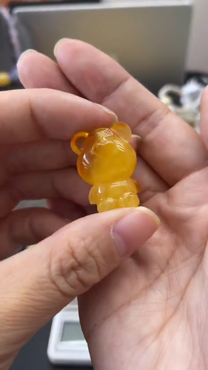 琥珀未镶嵌珠宝奇石954