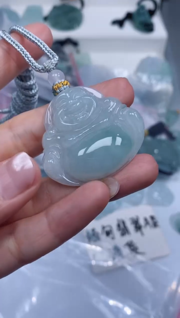 颈饰未镶嵌翡翠吊坠