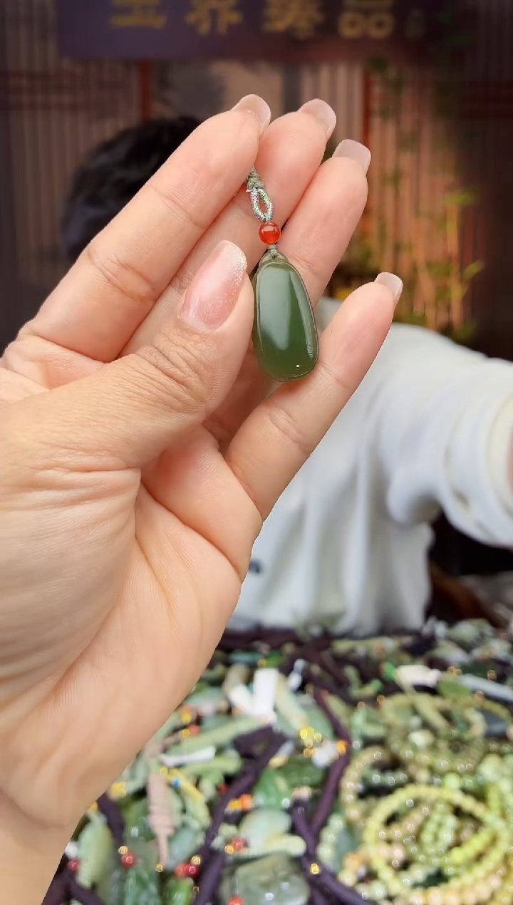 颈饰未镶嵌和田玉多样性发货拍一发一