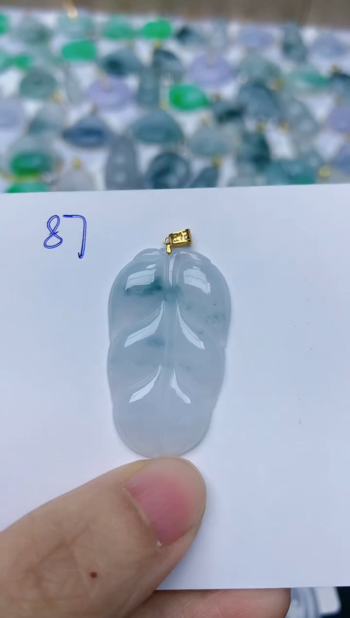 【闪购商品】翡翠颈饰18K金镶嵌天然翡翠A货    87