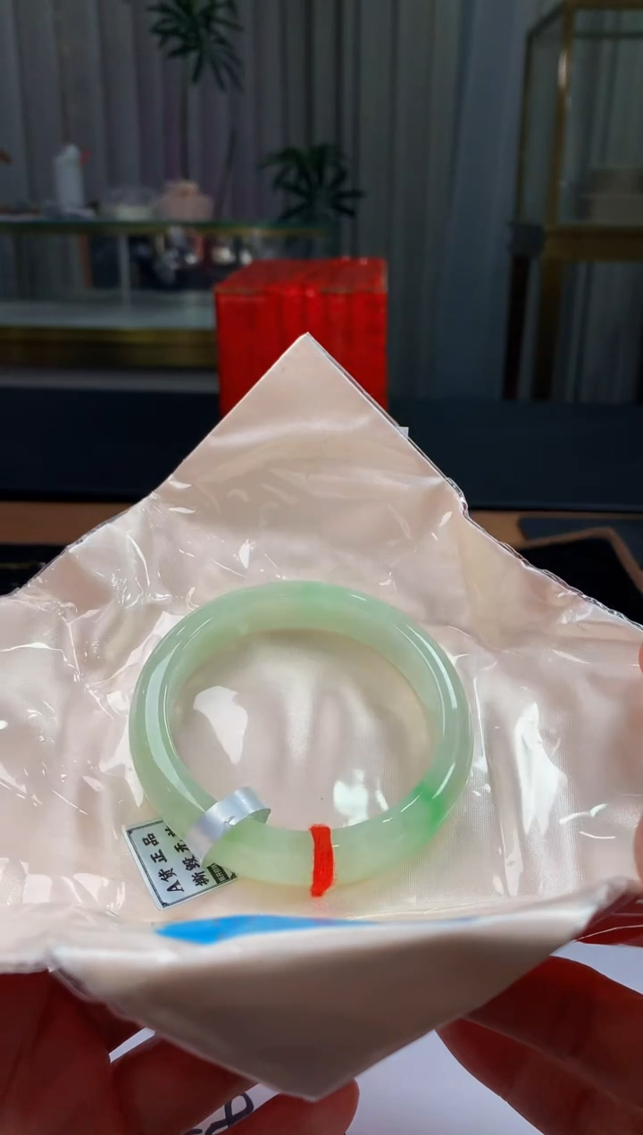 未镶嵌定制翡翠5087毛货不退不换  60-61
