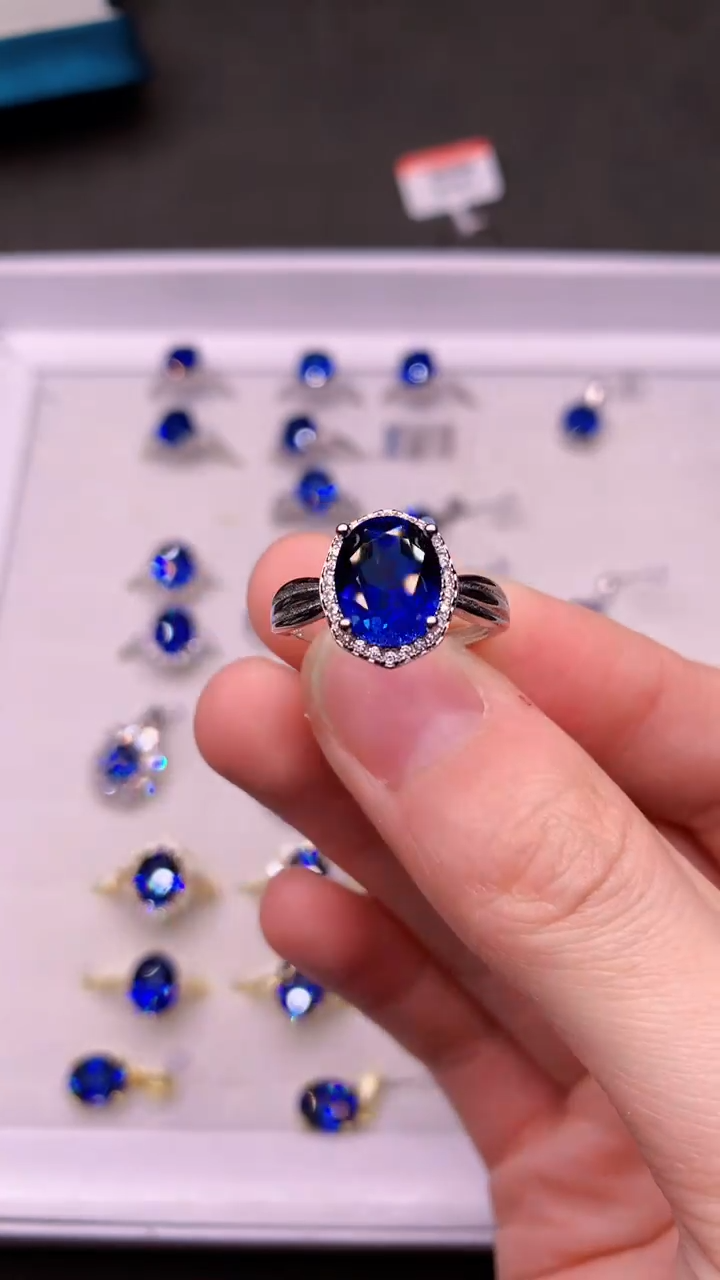 【闪购商品】蓝宝石戒指银S925镶嵌矢车菊