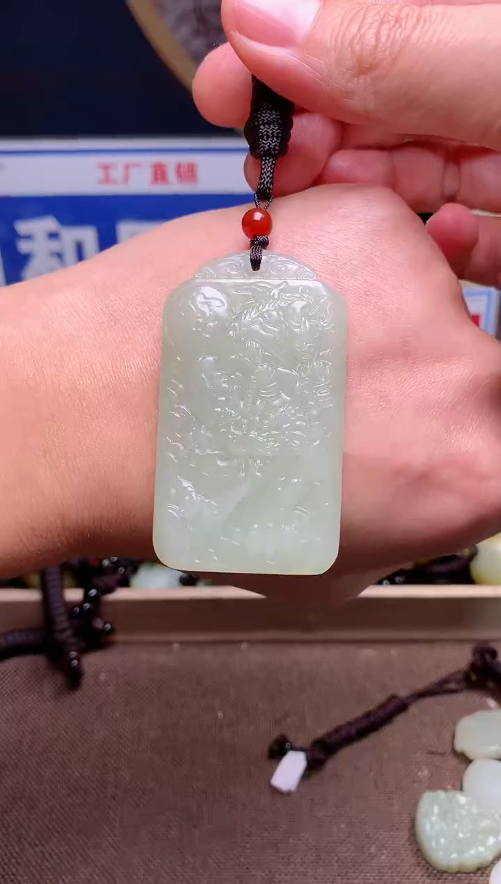 【闪购商品】和田玉颈饰未镶嵌1