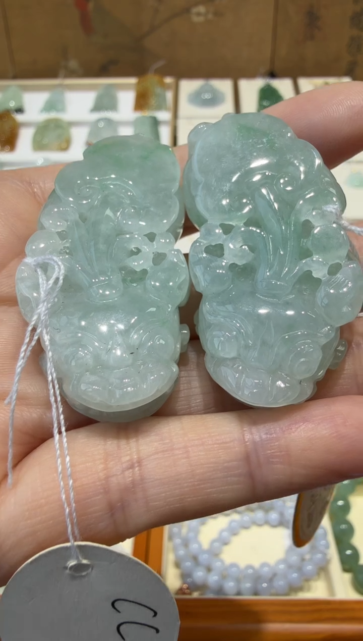 未镶嵌挂件翡翠A货翡翠多样性孤品一对