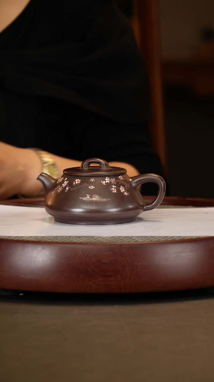 【闪购商品】紫砂茶壶【杨建英】铁皮石红文瓢 260CC