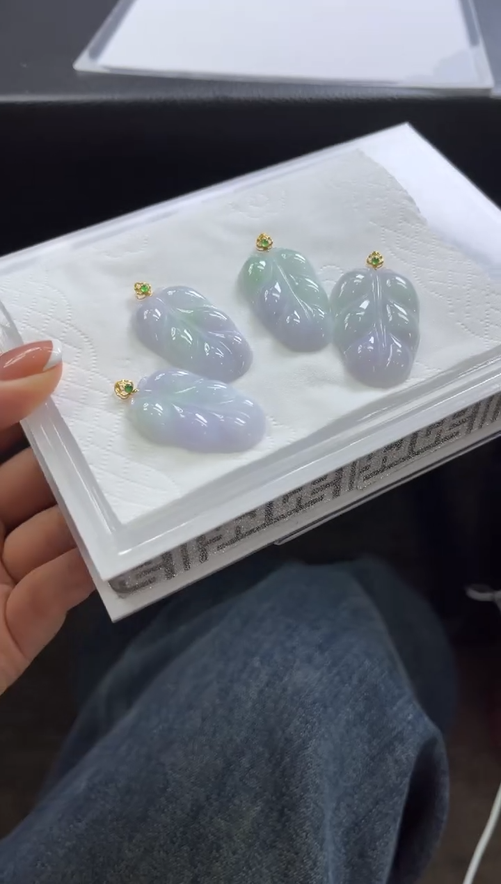 【闪购商品】翡翠颈饰18K金镶嵌A387多样性发一件/配绳子