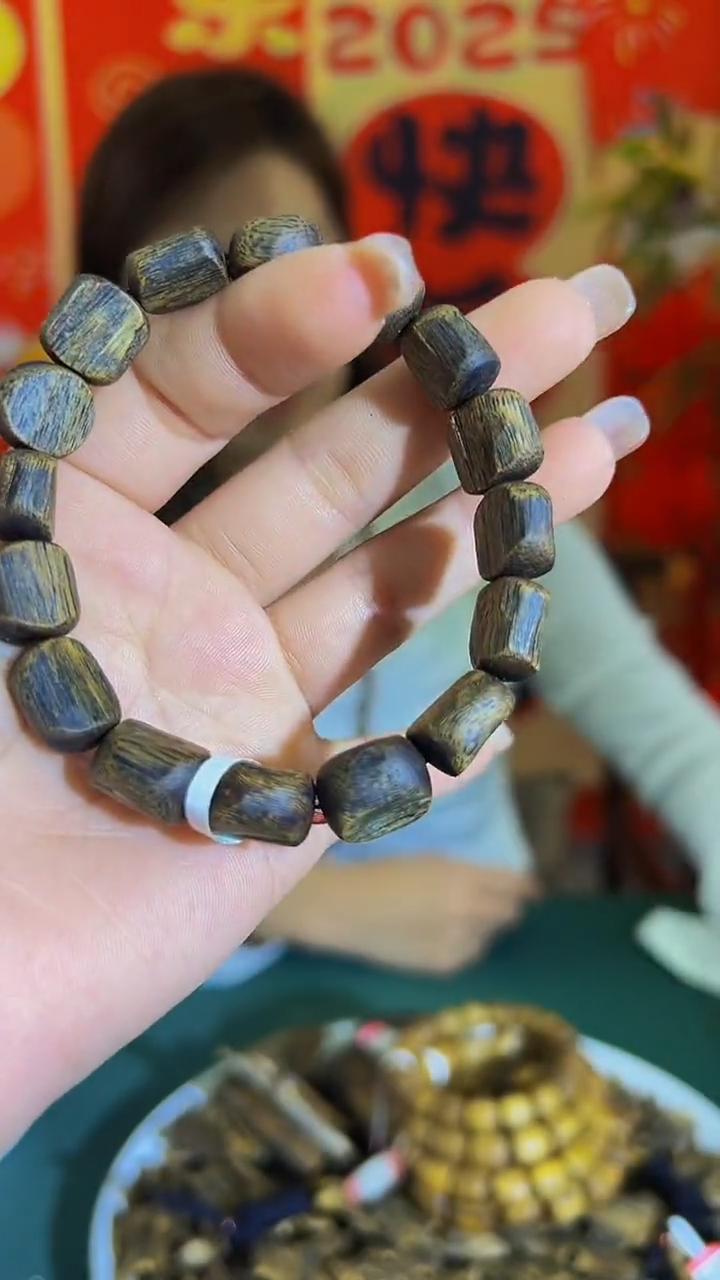 【闪购商品】沉香手串沉水老料树心油单圈