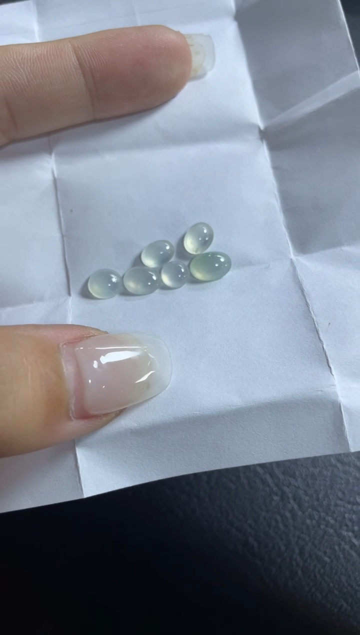 未镶嵌定制翡翠蛋面