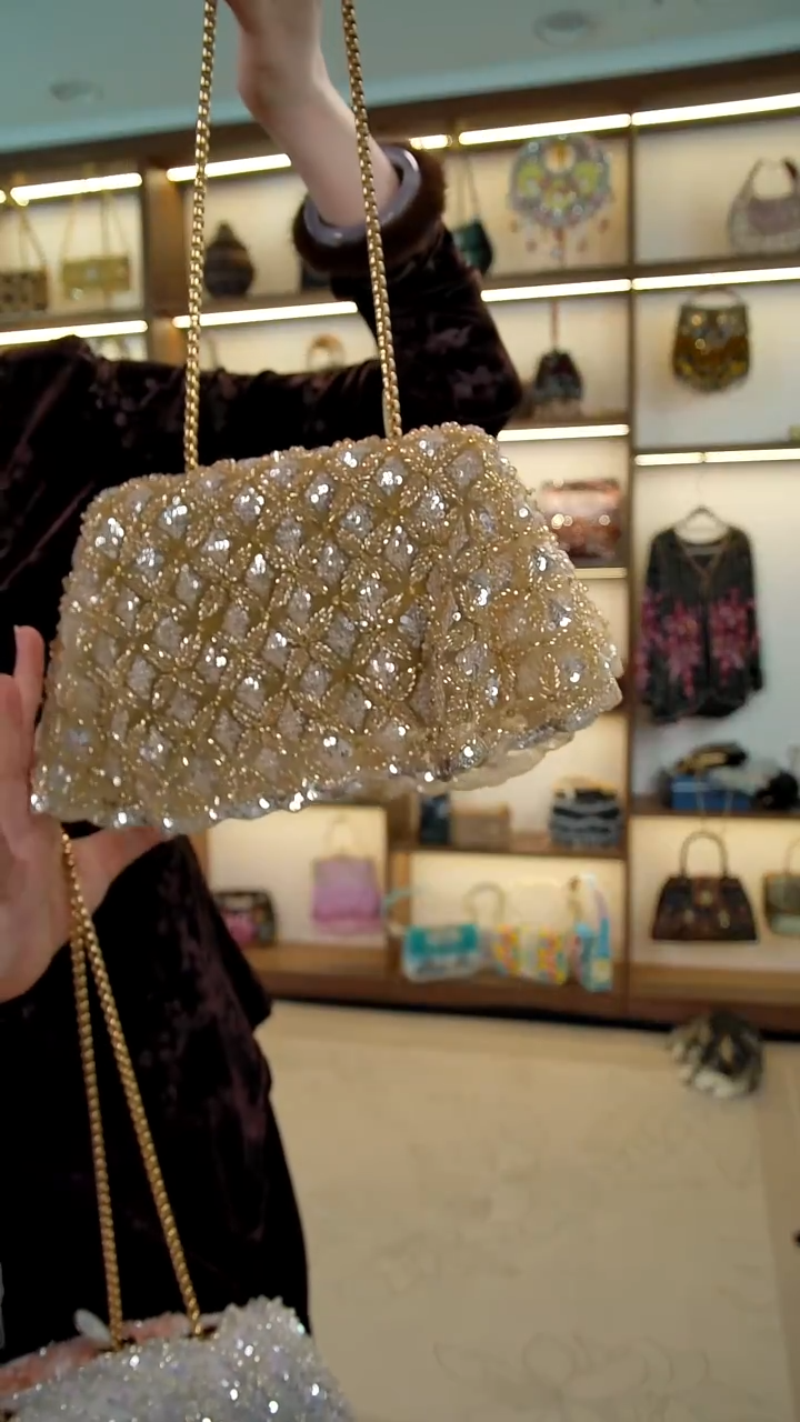 织物33百格汇手工串珠包