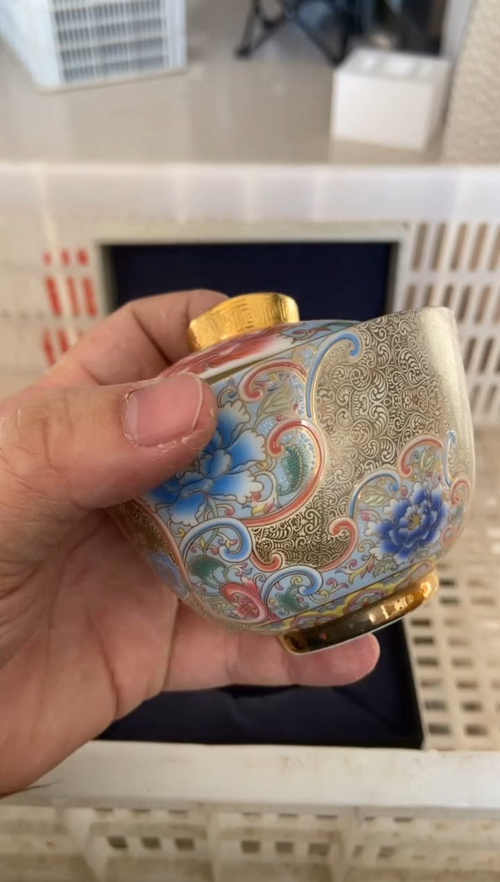 杯子瓷无运费险有瑕疵的摄影的产品有使用过的痕迹有点脏介意勿拍