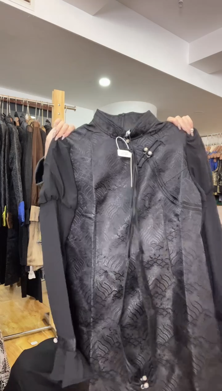 连衣裙       2XL码    130-140斤