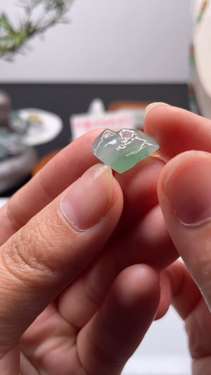 吊坠(不含链)未镶嵌翡翠缅甸天然翡翠，不包工