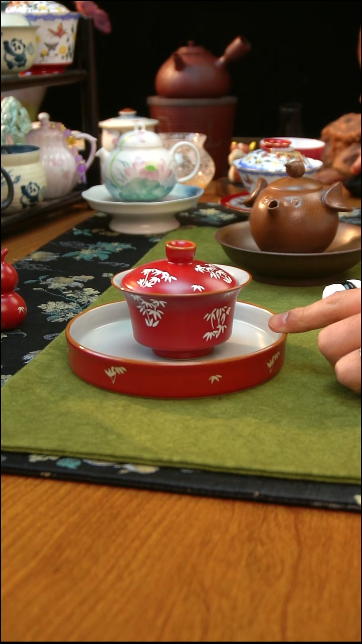 专做手绘和手工茶具的直播间