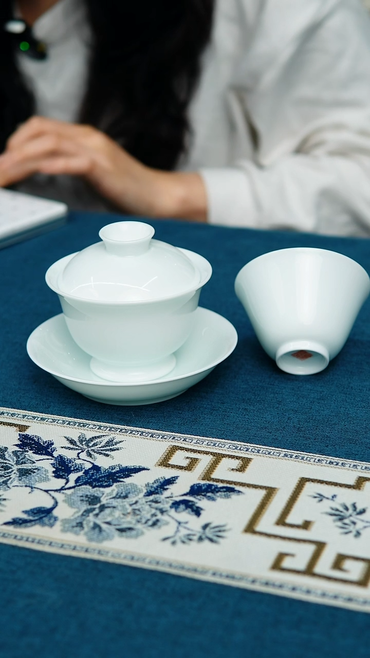 【闪购商品】高足三才120cc 三秋杯白器