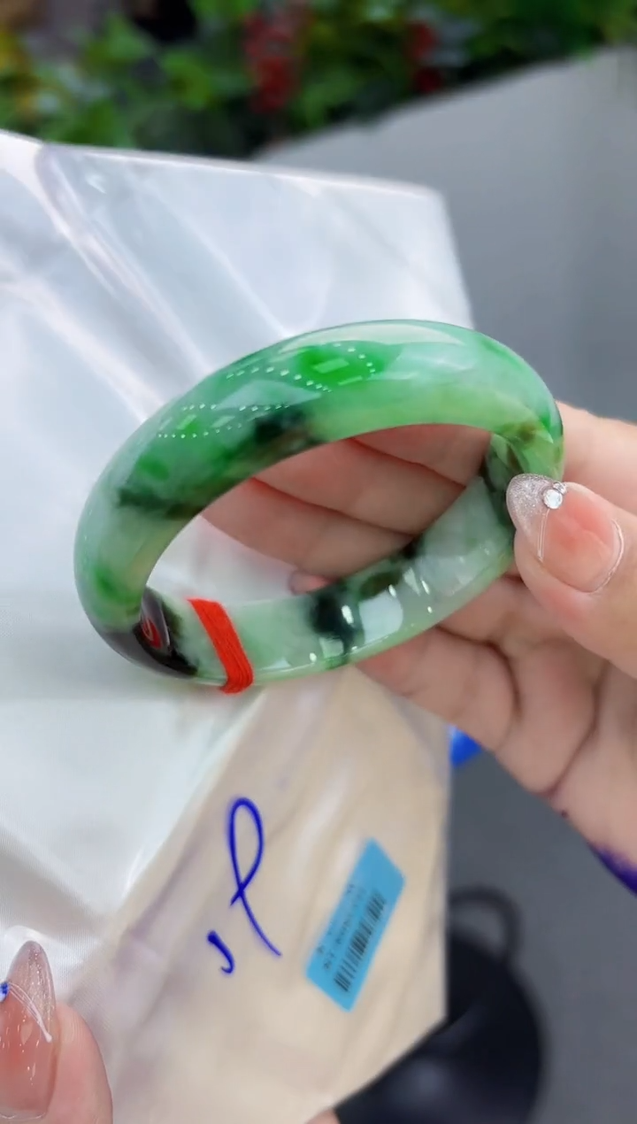 【闪购商品】翡翠手镯未镶嵌翡翠手镯