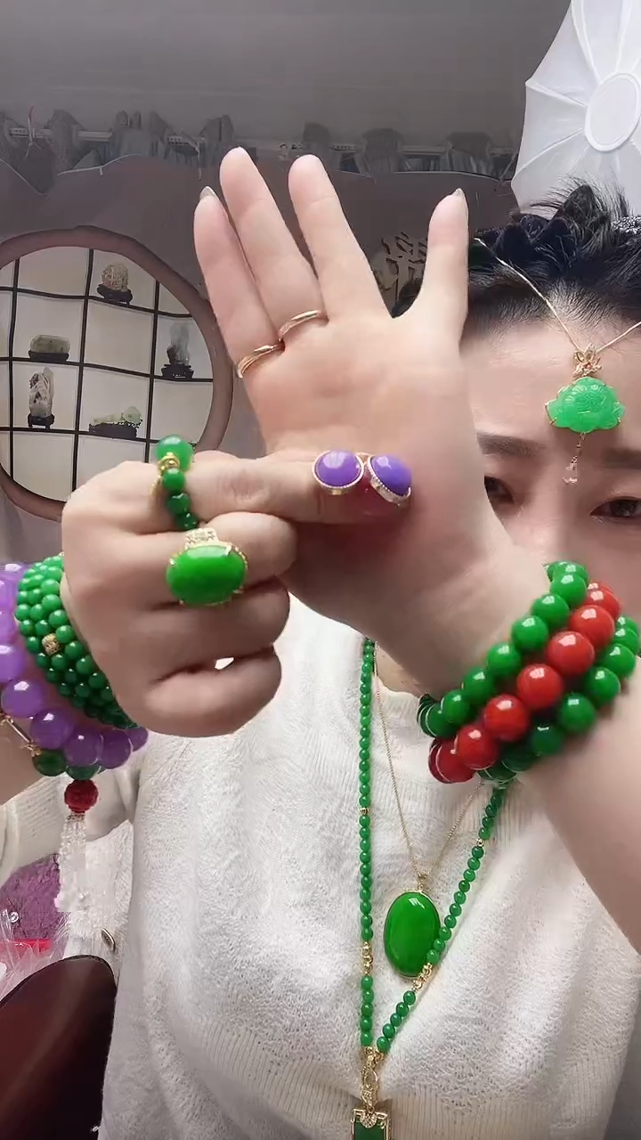 【闪购商品】翡翠耳饰14K金镶嵌C73号紫