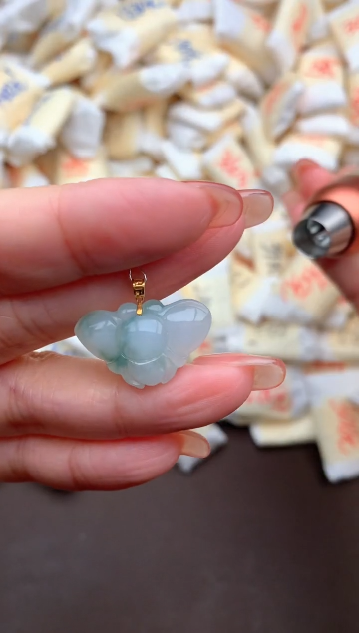 【闪购商品】翡翠挂件18K金镶嵌一